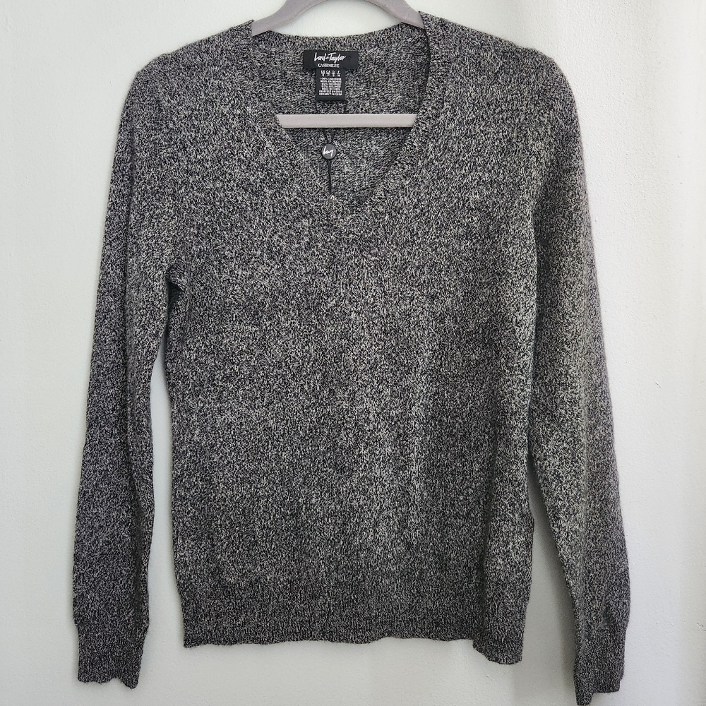 Lord & Taylor Cashmere V- Neck Size Small